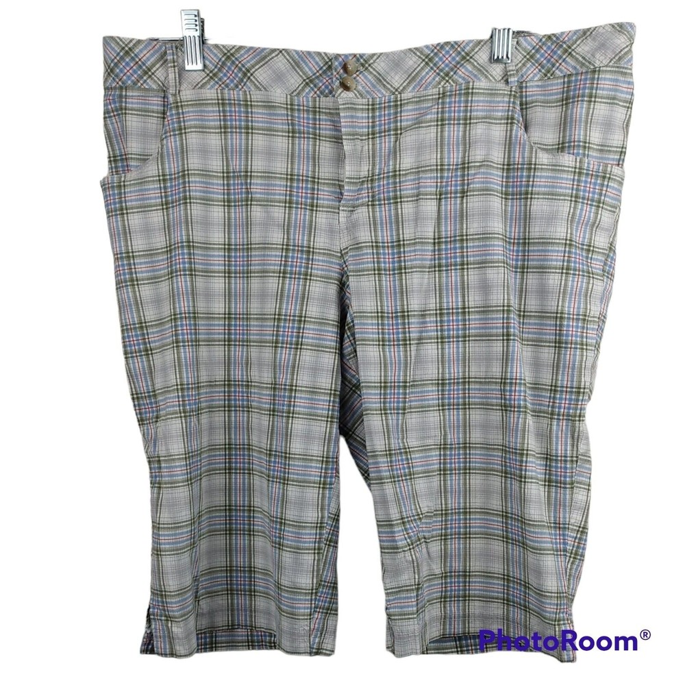 Announcements maternity plaid capri pants Size 16/18